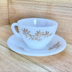 Vintage Federal Glass White Gold Leaf Meadow Print Tea Cup Heat Proof Milk Glass